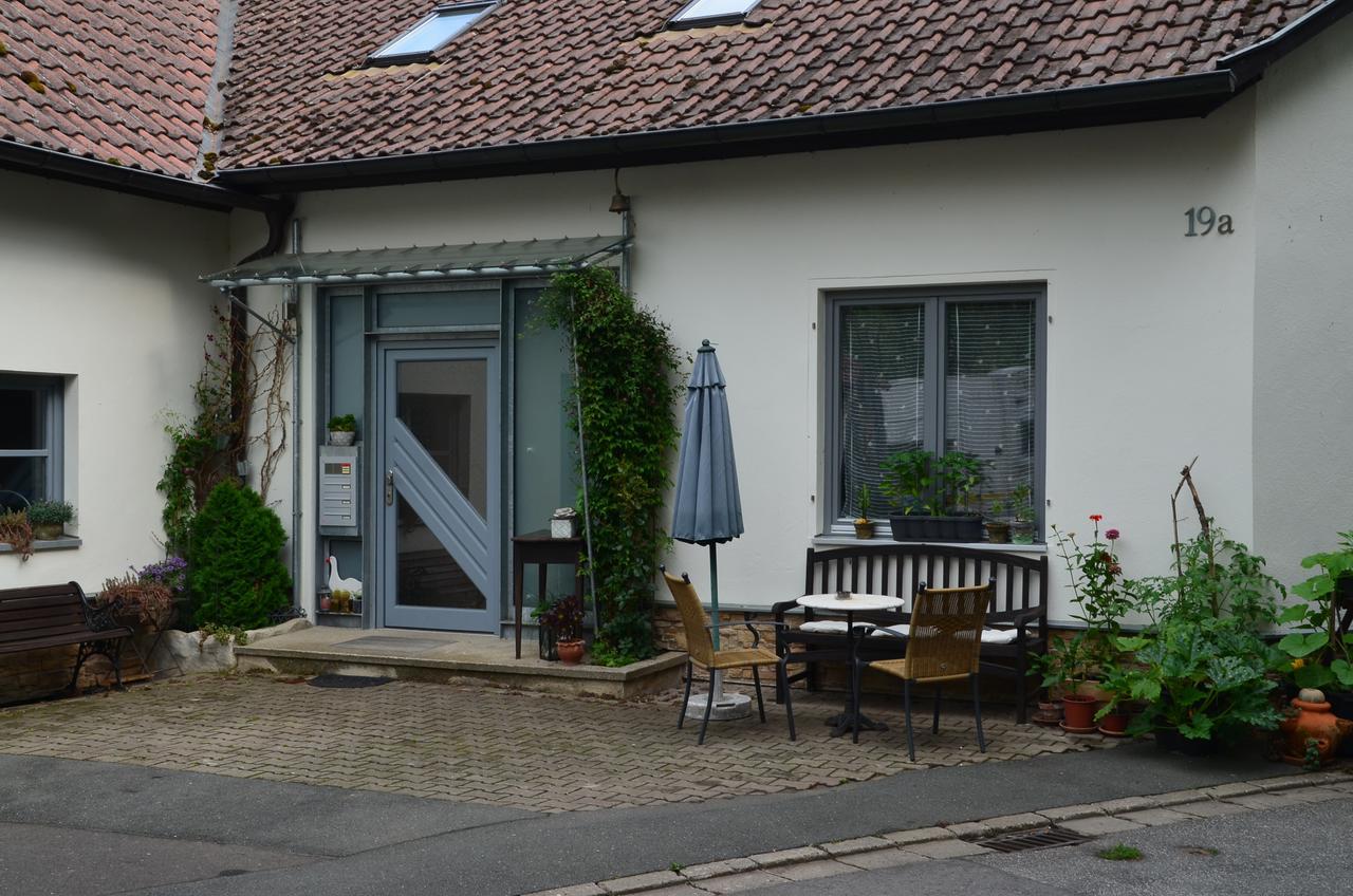 Ferienwohnung Rudolf-Lindner Neustadt an der Aisch Exterior foto
